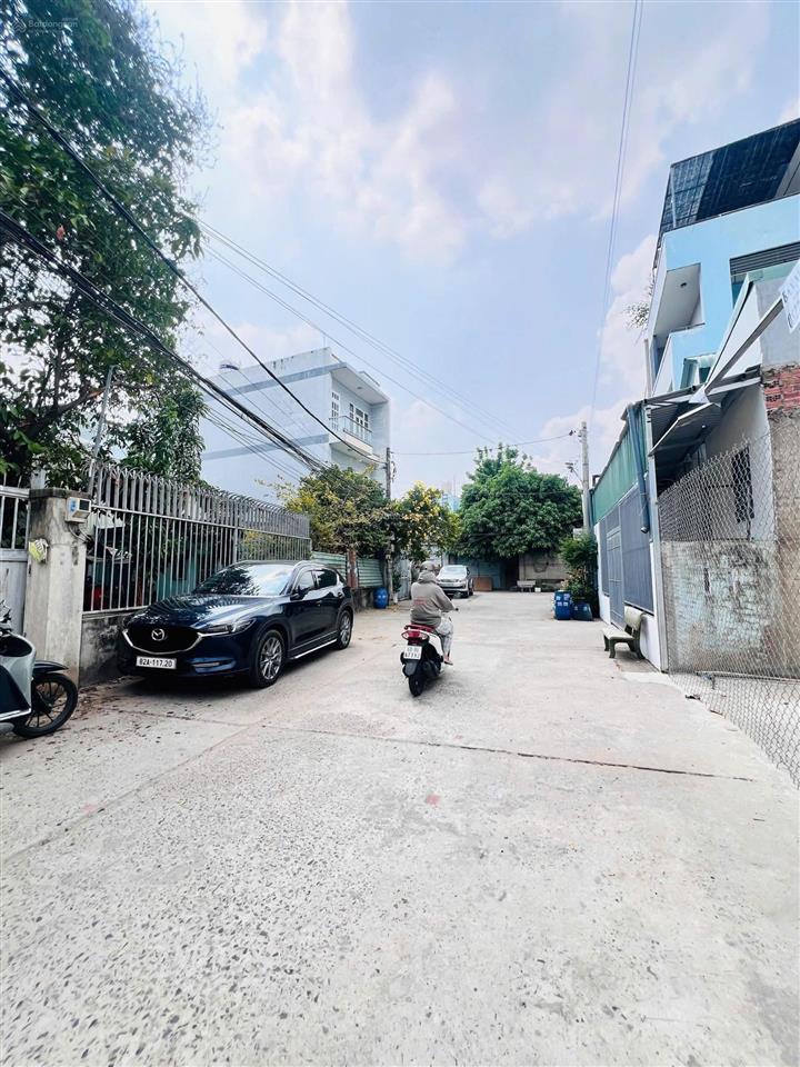 * giá  6,95 tỷ (tl)
* bán đất đường số 17. phường linh chiểu. hẻm nhựa xe hơi trá