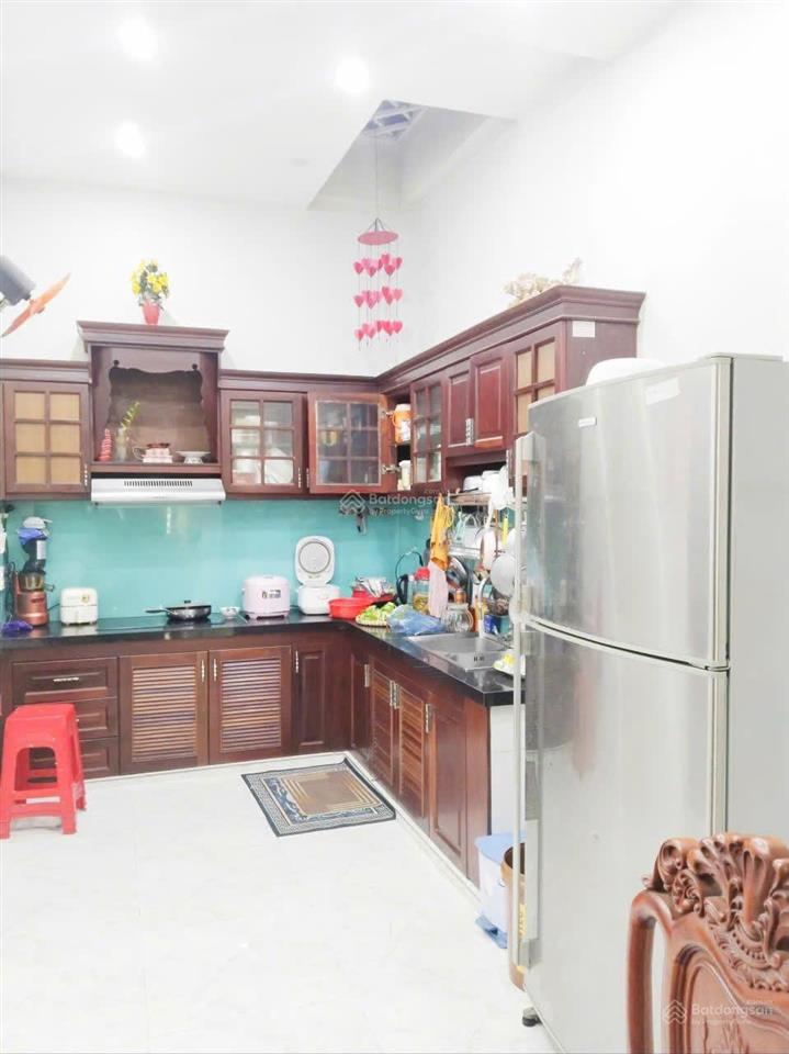 Giá  7.25 tỷ ( tl )
bán nhà đường số 22. phường linh đông. hẻm nhựa xe hơi. nhà 1 trệt 2 l
