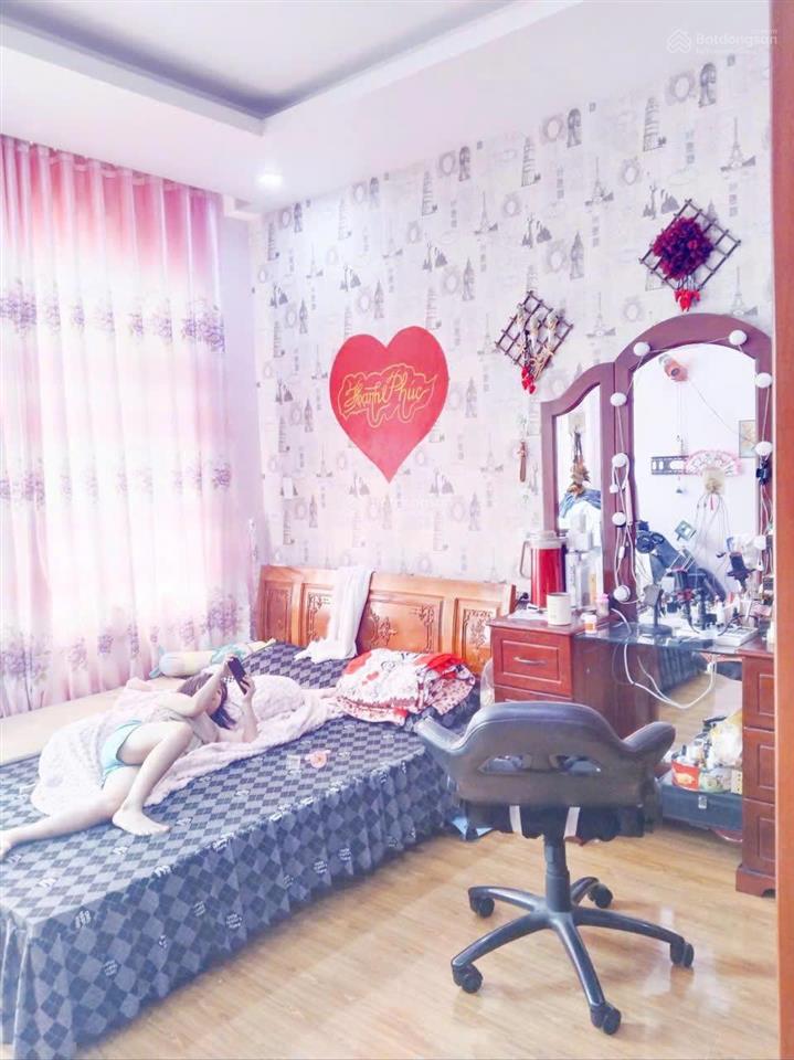 Giá  7.25 tỷ ( tl )
bán nhà đường số 22. phường linh đông. hẻm nhựa xe hơi. nhà 1 trệt 2 l