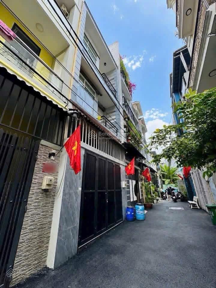 * giá  6.8 tỷ ( tl )
* bán nhà đường số 30. phường linh đông. hẻm nhựa xe hơi. nhà 1 trệt