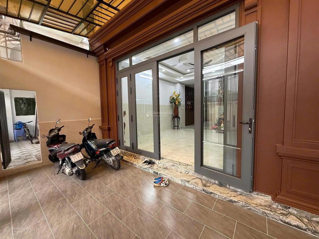 Bán chdv đường số 8 phường linh tây, chdv 1 trệt 3 lầu+t có 7 phòng 28  30m2 siêu rộng thu nhập80t