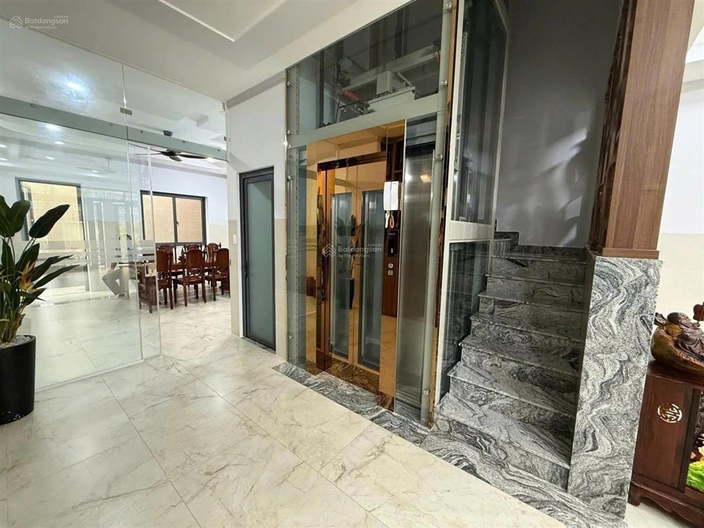 Bán chdv đường số 8 phường linh tây, chdv 1 trệt 3 lầu+t có 7 phòng 28  30m2 siêu rộng thu nhập80t