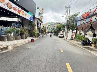 * giá 6,3 tỷ (tl)
* bán đất đường số 7. phường linh trung. hẻm nhựa xe hơi.