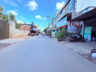 Bán nhà mặt tiền đường số 10, phường linh trung, nhà 1t 1 lửng 2l + hiên + sân sau. có 7p
