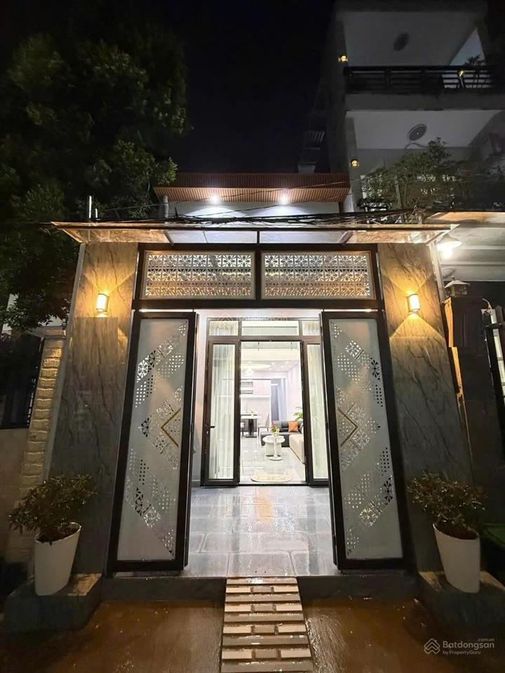 * bán nhà đường số 53. phường hiệp bình chánh cách đường lớn 20 m