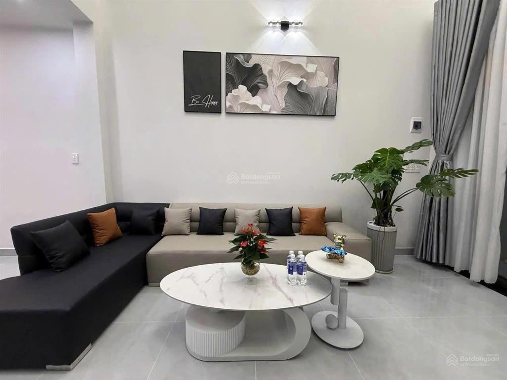 * bán nhà đường số 53. phường hiệp bình chánh cách đường lớn 20 m