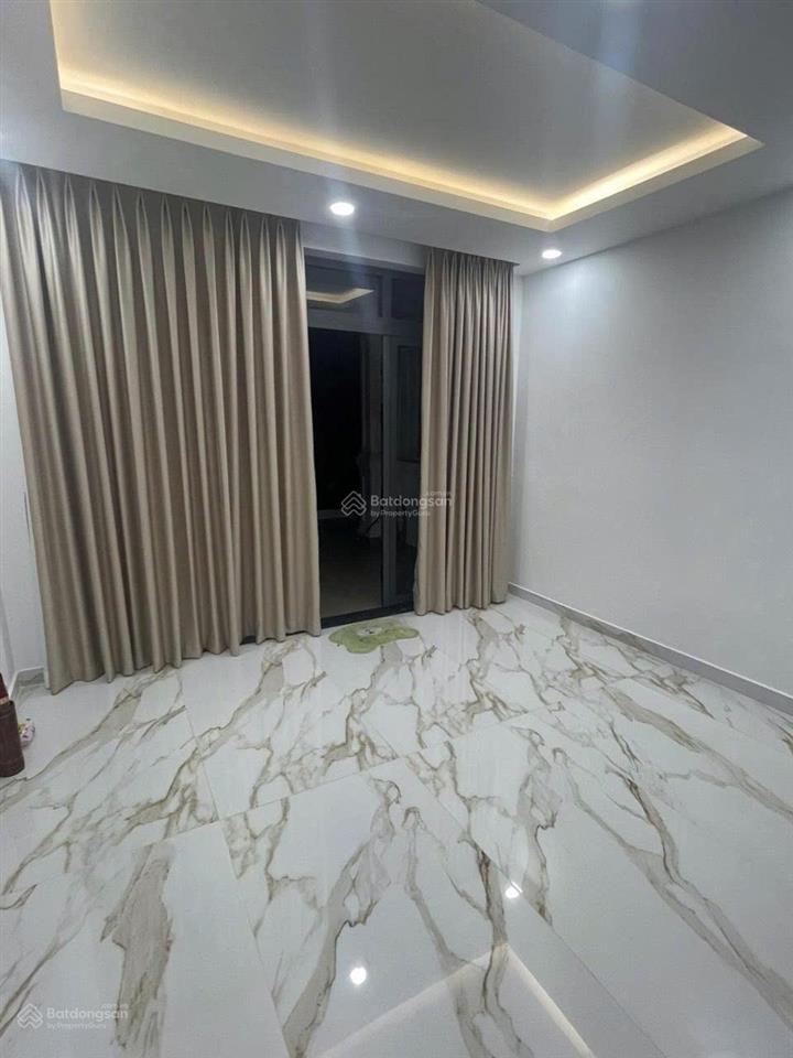 * giá 10,93 tỷ (tl)
* bán nhà mặt tiền chu văn an, phường hiệp phú. nhà 1 trệt 2