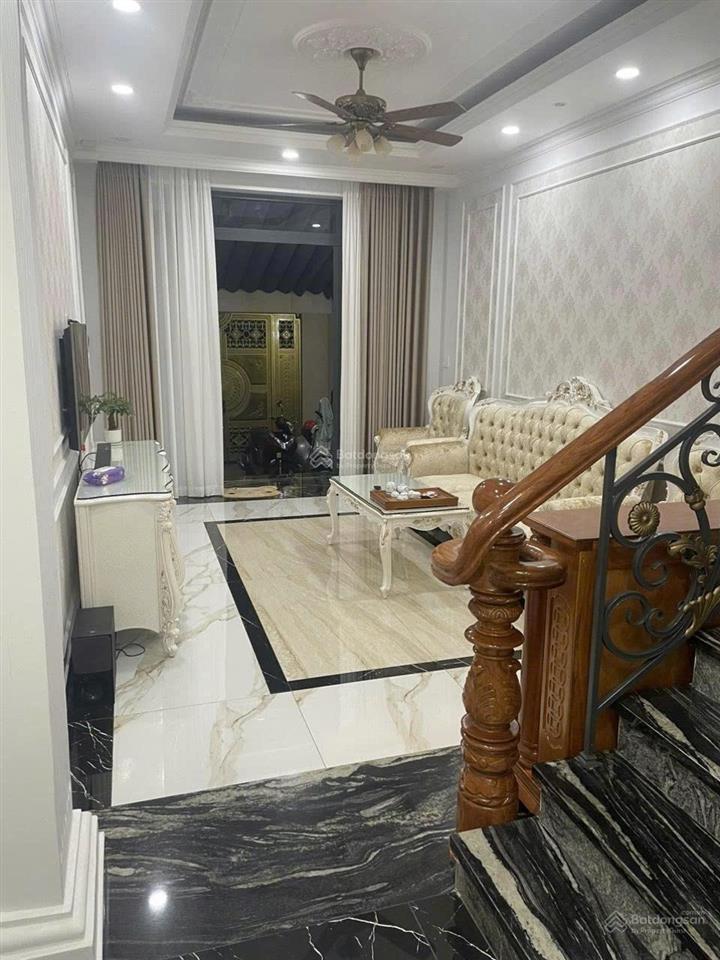 * giá 10,93 tỷ (tl)
* bán nhà mặt tiền chu văn an, phường hiệp phú. nhà 1 trệt 2