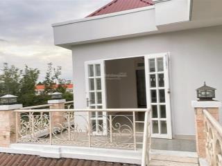 Em quân! cho thuê tầng 2 120m2 ngay an phú, an khánh quận 2 giá 10tr/tháng!