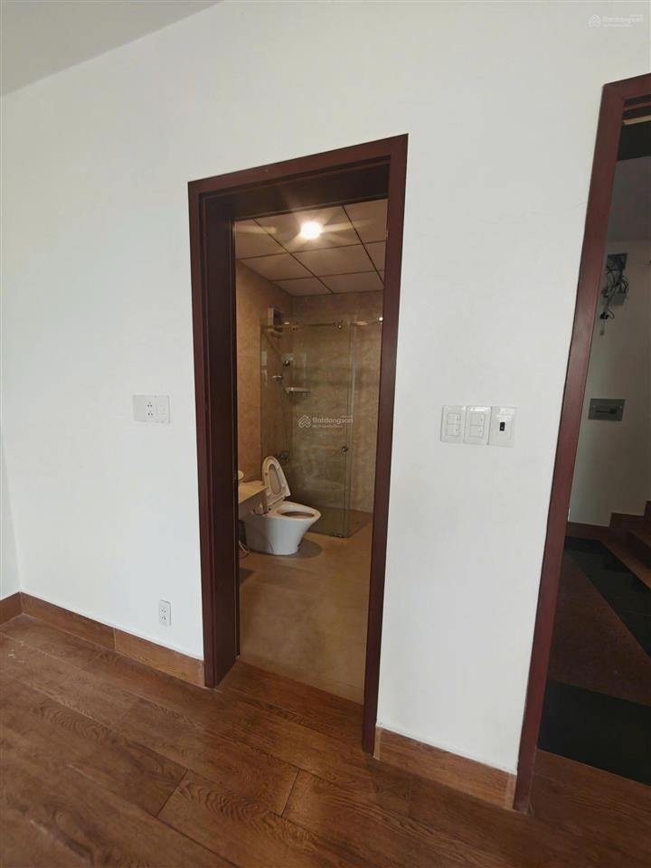 Em quân! cho thuê sàn văn phòng 8x20m ngay đảo kim cương  quận 2 giá 16tr/tháng  giá tốt