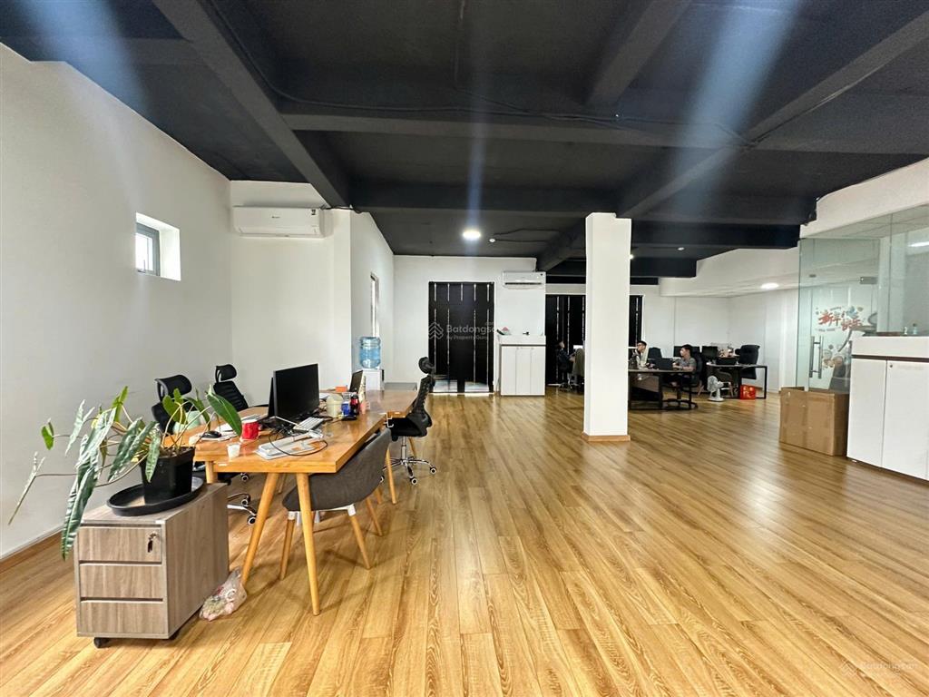 Em quân! cho thuê sàn văn phòng 100m2 tại bát nàn  trung tâm hành chính quận 2 giá 22tr/tháng!