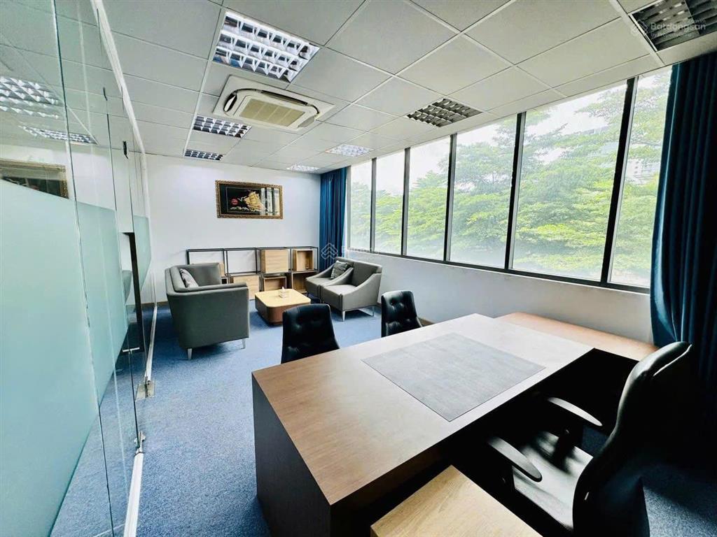 Em quân! cho thuê sàn văn phòng 80m2 full nội thất tại trương văn bang đảo kim cương quận 2 30tr