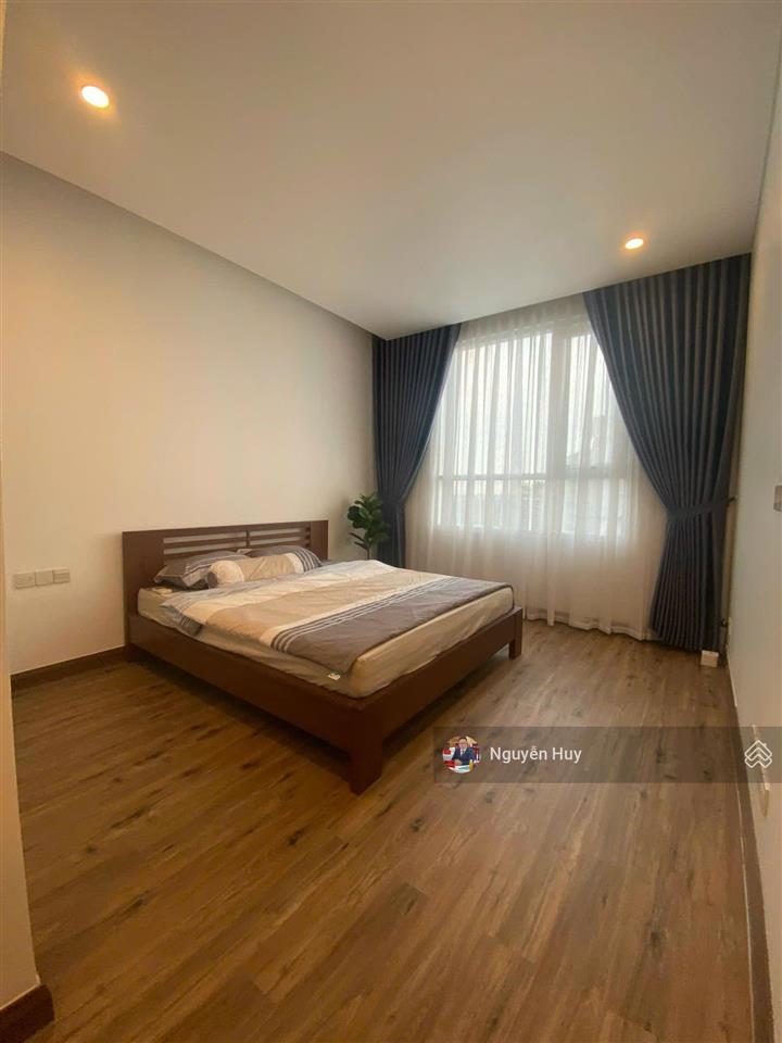 Bán căn hộ khu đô thị sala  sarimi. 131m2 3 phòng  view công viên. 32 tỷ all in thương lượng