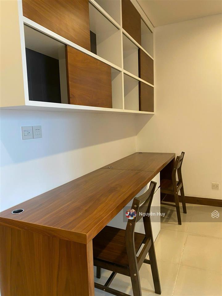 Bán căn hộ khu đô thị sala  sarimi. 131m2 3 phòng  view công viên. 32 tỷ all in thương lượng