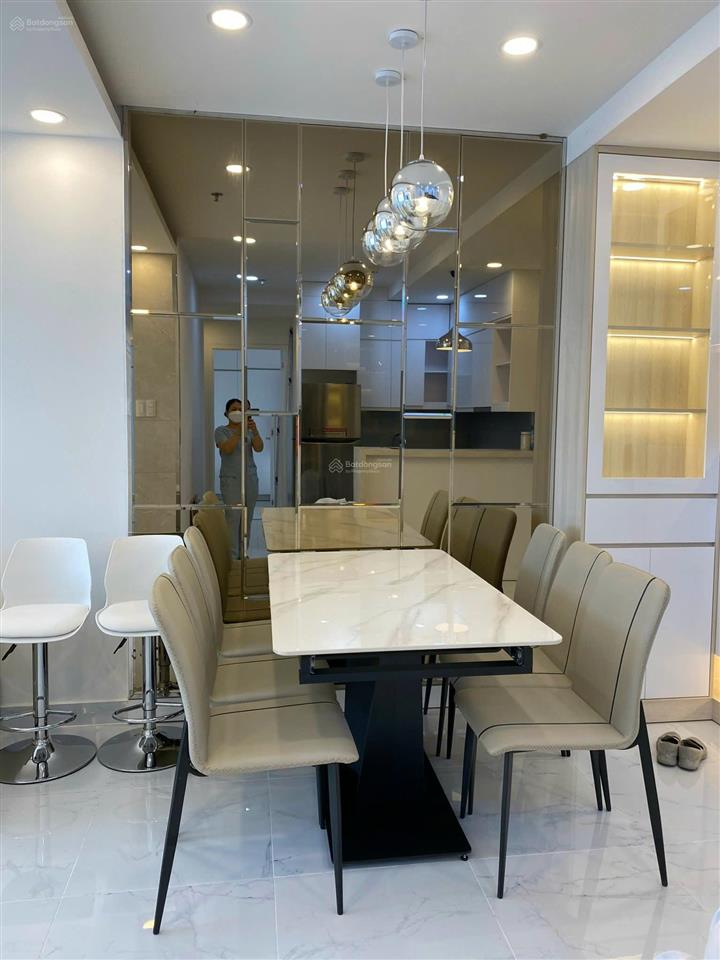 Cho thuê park legend hoàng văn thụ, tân bình dt 70m2, 2pn, giá 15tr/th,  0899 552 *** dũng