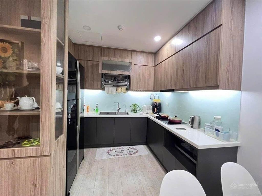 Cho thuê chcc park legend, 72m2, 2pn, 2wc giá 14tr/th, nhà sạch sẽ,  0899 552 ***