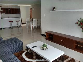 Cần cho thuê ngay c/c bàu cát 2 q. tân bình, dt 75m2, 3pn + 2wc, giá 7,5tr/th nhà trống