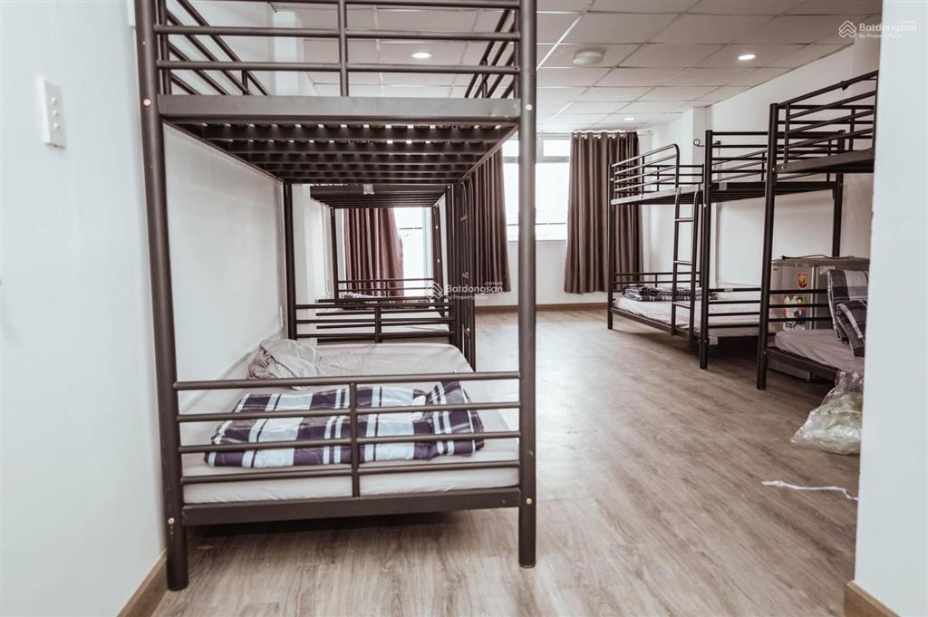 Ktx thang máy tại trung tâm quận 10, cách 5p qua sư vạn hạnh, trường bách khoa, 3/2, giá 1tr3/th