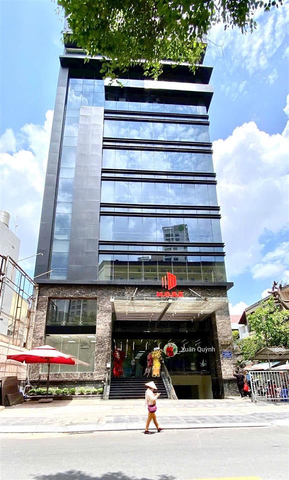 Building ngay nguyễn văn trỗi quận phú nhuận góc 2 mặt tiền ~ 2500m2 sàn hđt 5,4 tỷ  giá 120 tỷ