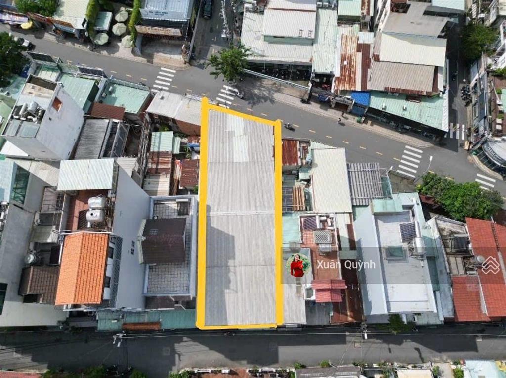 Nợ bank 71 tỷ, bán rẻ! 328.57m2  đơn giá 280 triệu/m2 mặt tiền xuân thủy xây cao 1 hầm  6 tầng