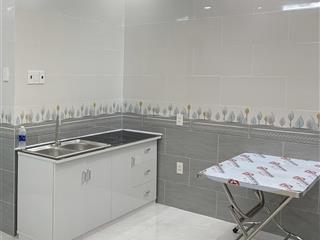 Cho sinh viên nvvp thuê phòng ban công lầu 2 không nội thất 3 triệu