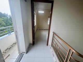 Cho sinh viên và nvvp thuê phòng trống có ban công ở phạm hùng