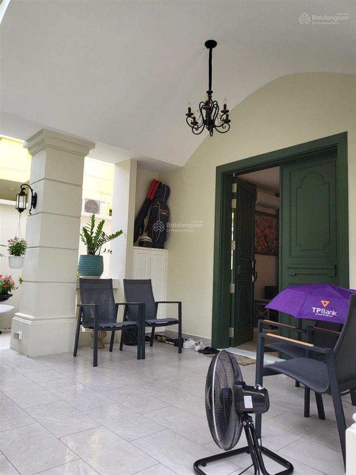 Biệt thự 30.5 tỷ 250m2 4 tầng kiên cố đầy đủ nội thất bình hưng hồ chí minh gấp bán 0907 881 ***