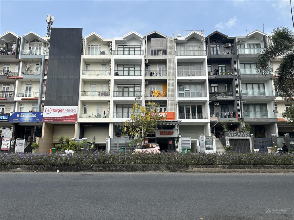 Cho thuê tầng trệt lối đi riêng làm văn phòng công ty ít nhân sự 12.5 triệu
