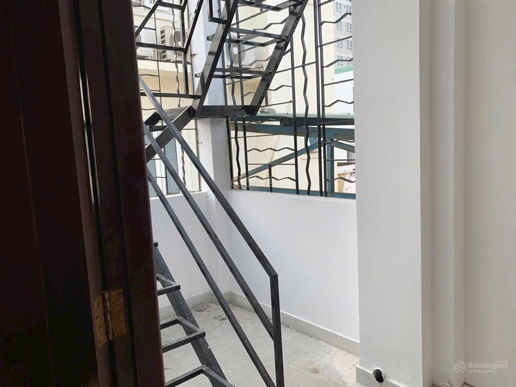 Cho thuê phòng trống không nội thất phố trung sơn
