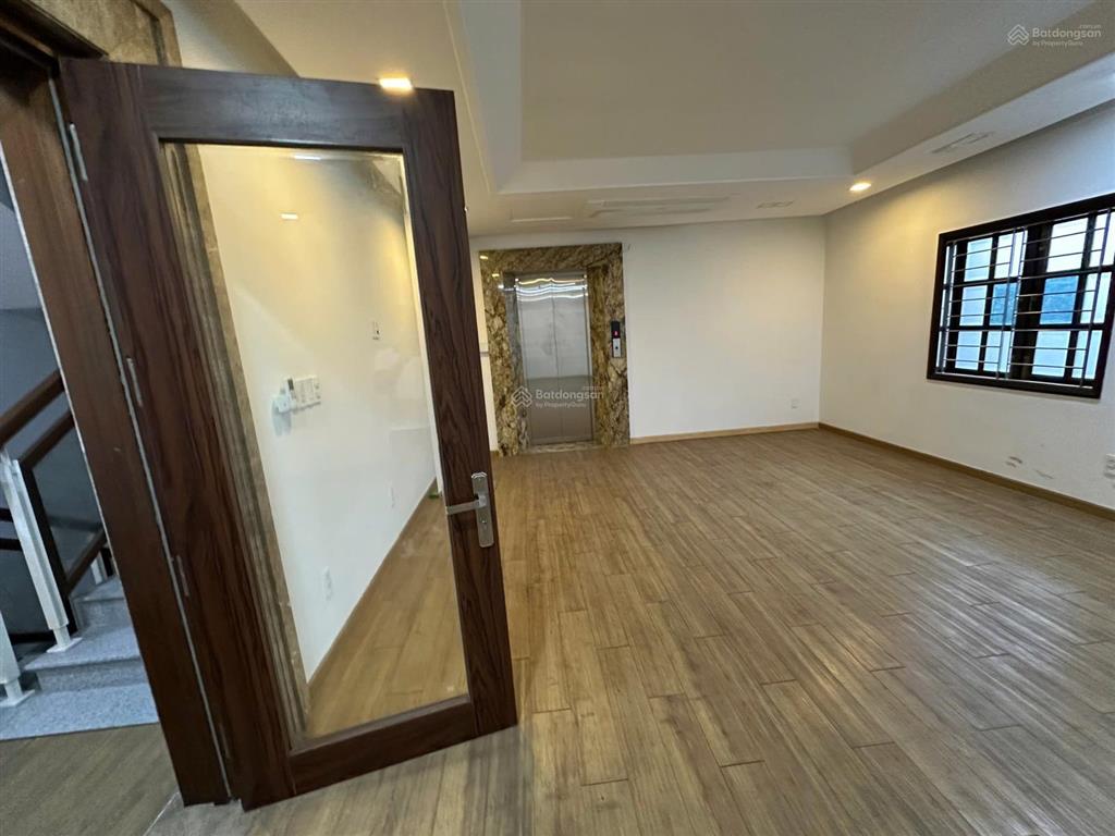 Cho thuê biệt thự đường 11 làm văn phòng công ty kết hợp để ở