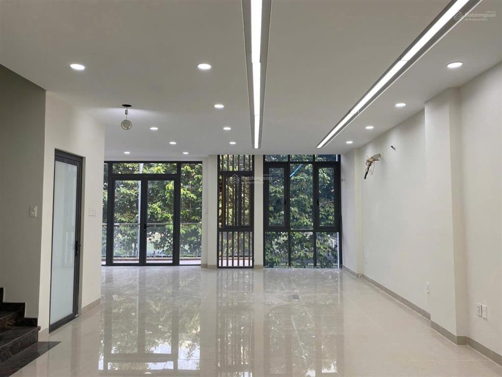 Cho công ty thuê lại trệt làm văn phòng, ưu tiên ít nhân sự ở him lam tân hưng