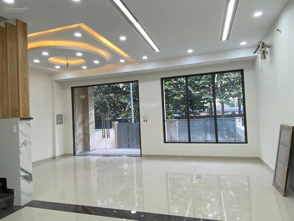 Cho công ty thuê lại trệt làm văn phòng, ưu tiên ít nhân sự ở him lam tân hưng