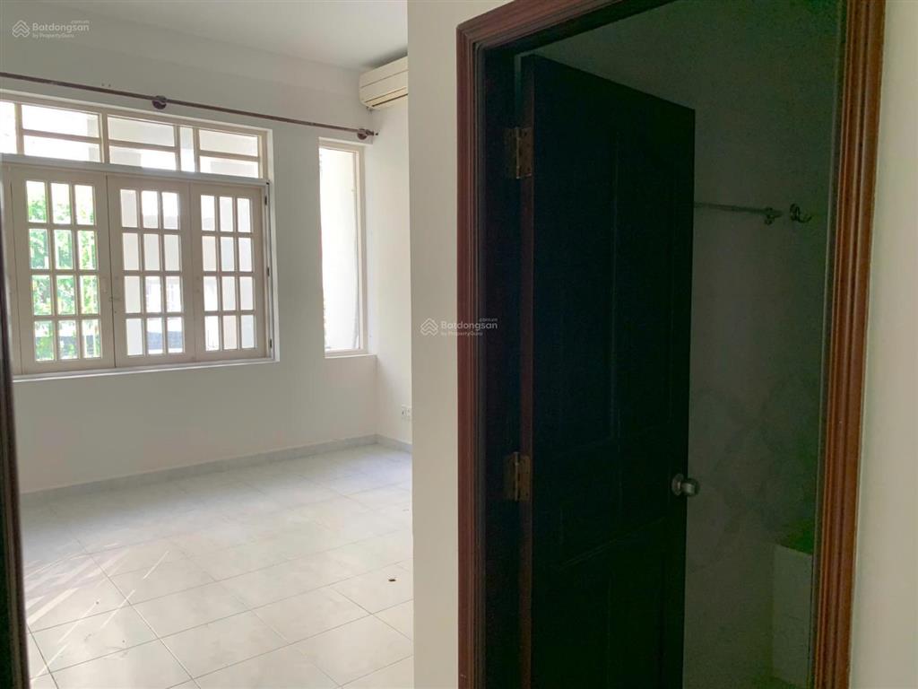 Cho thuê phòng trống 4 triệu, chỉ tính thêm điện và nước