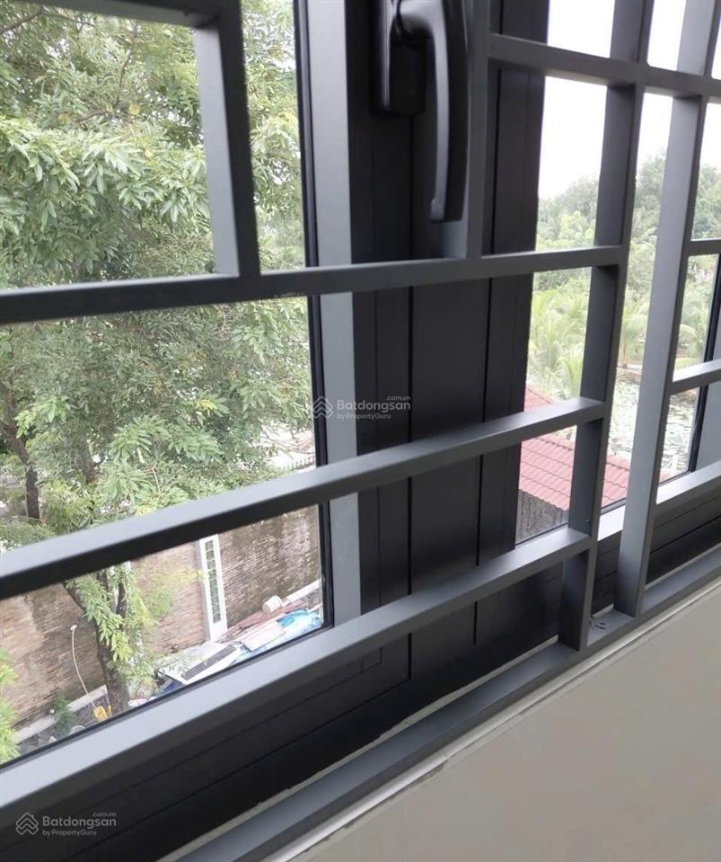 Cho thuê nhà nguyên căn hẻm 58 võ văn hát ngay ngã 3 lò lu 12 triệu