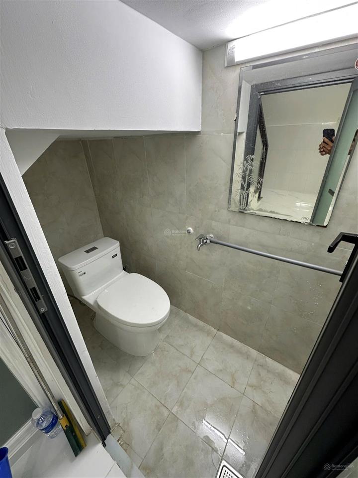 Cho thuê mặt bằng tầng trệt làm văn phòng đường số lâm văn bền