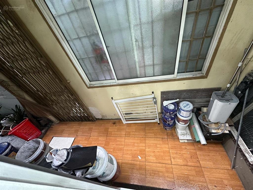 Cho thuê mặt bằng tầng trệt làm văn phòng đường số lâm văn bền