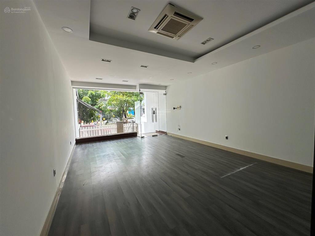 Mình chính chủ cho thuê tòa nhà văn phòng số 61 hoàng trọng mậu