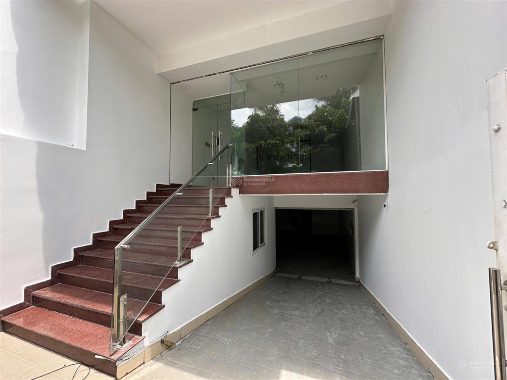 Mình chính chủ cho thuê tòa nhà văn phòng số 61 hoàng trọng mậu