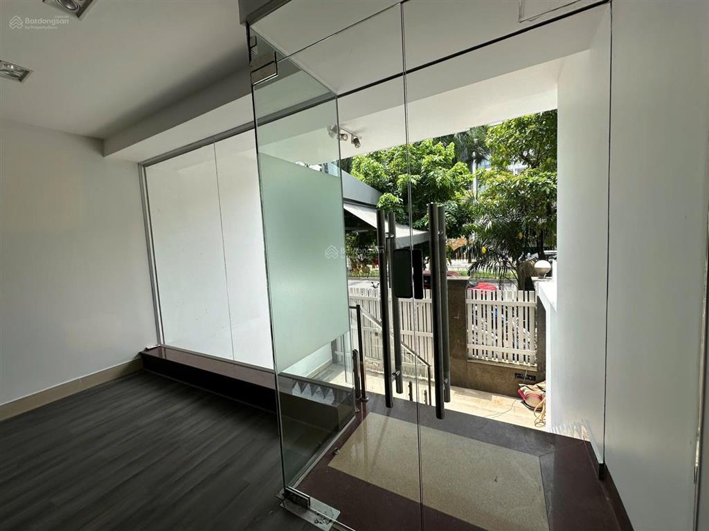 Mình chính chủ cho thuê tòa nhà văn phòng số 61 hoàng trọng mậu