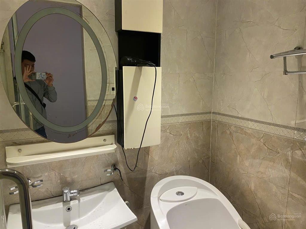 Hottt bán chcc cộng hòa plaza  q. tân bình, dt 100m2 3pn giá 6tỷ5 (có sổ hồng ). 0779 072 ***