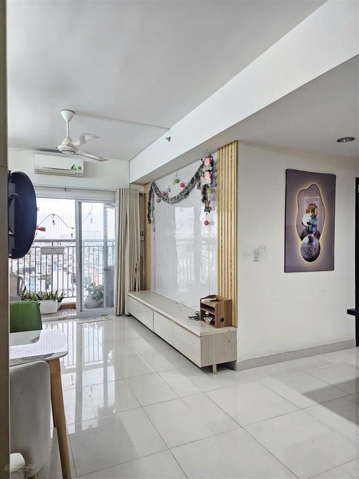 Cho thuê cc xi grand court, 16 triệu vnd, 70m2, 2pn, view đẹp, hàng hot, quận 10, hcm