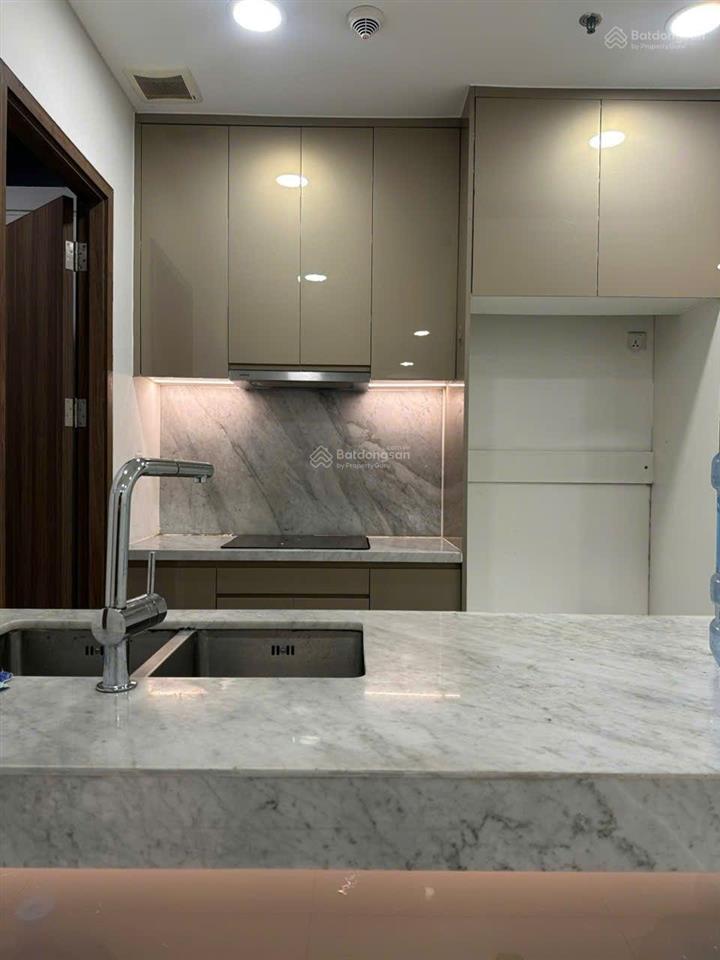 Căn hộ 2pn tại kingdom 101, quận 10, 17 triệu, 72m2 giá ưu đãi hot!