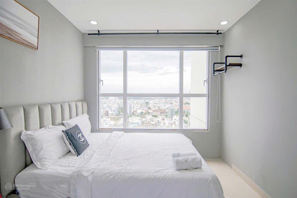 Bán căn hộ chung cư đẹp, nhiều tiện ích, giá ưu đãi, 4 tỷ, 65m2 tại khu căn hộ thuận việt, q11, hcm