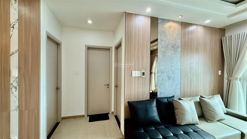 Cho thuê chung cư sài gòn airport tân bình. dt 100m22pn, 2wc. giá 18 triệu nhà đẹp full nội thât