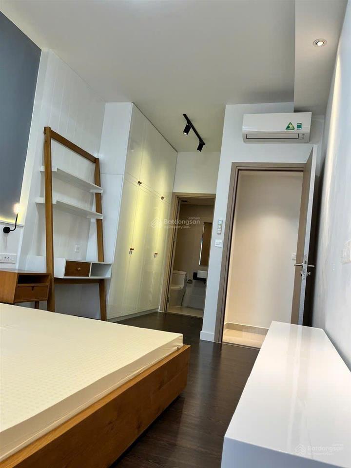 Hàng hiếm 80m2 2 phòng ngủ 2wc nhà đẹp, giá 4.2 tỷ, bán chcc the harmona, tân bình