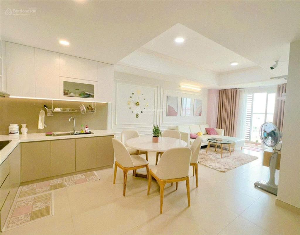 Cho thuê ch cộng hòa plaza, tân bình. 75m2, 2pn, 2wc, ở liền giá 13tr ở liền  0901 381 ***
