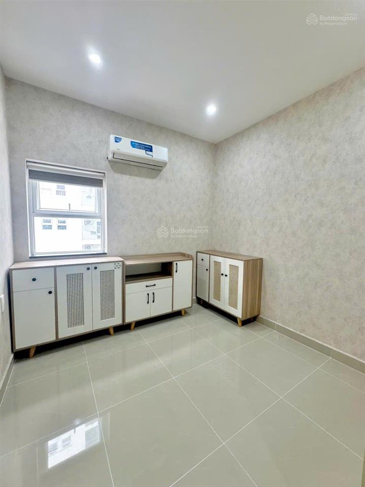 Bán căn hộ chung cư 3pn oriental plaza 685 âu cơ, 4,9 tỷ, 106m, giá cực chất, uy tín 0901 381 ***