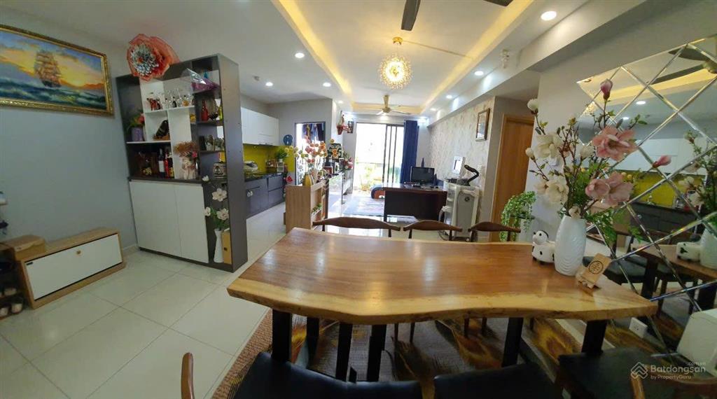 Dt 110m2  cho thuê chcc xi grand court. 3 phòng ngủ 2wc full nội thất, giá 22 triệu, nhà đẹp