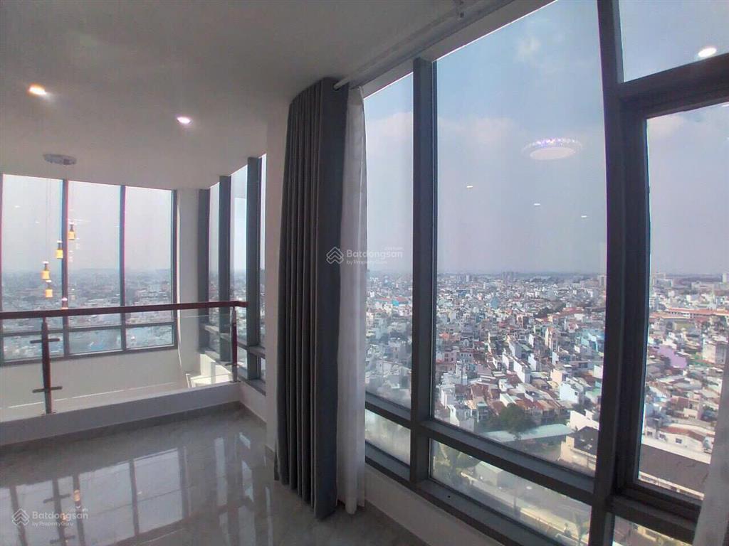 Hàng hiếm cho thuê chcc cộng hòa plaza, tân bình, 140m2, 4pn, 2wc, nhà đẹp  0901 381 ***