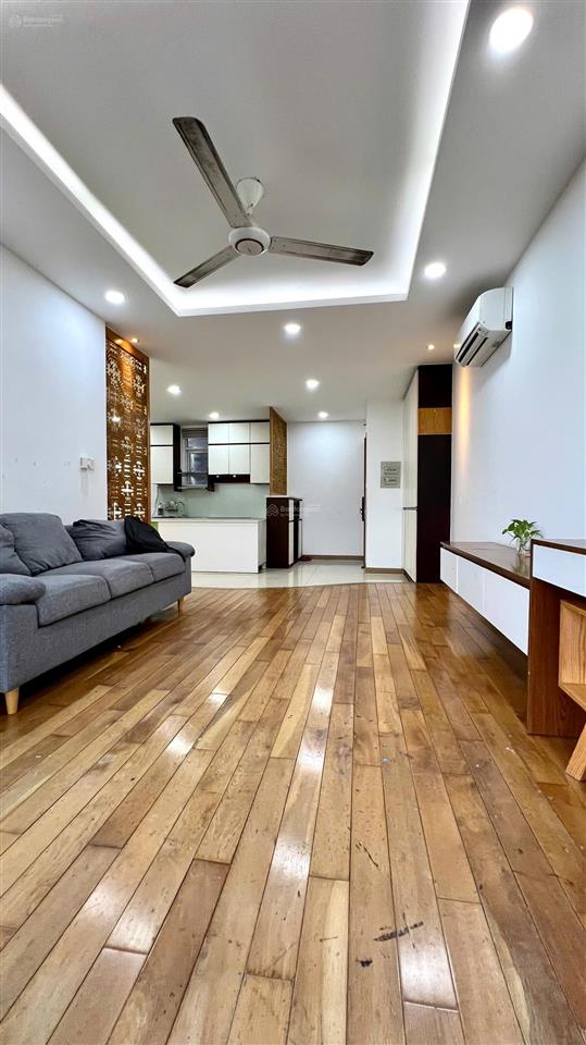 Căn hộ screc tower, 15 triệu, 100m2, 3pn, 2wc full nt, có siêu thị, q3  0901 381 ***